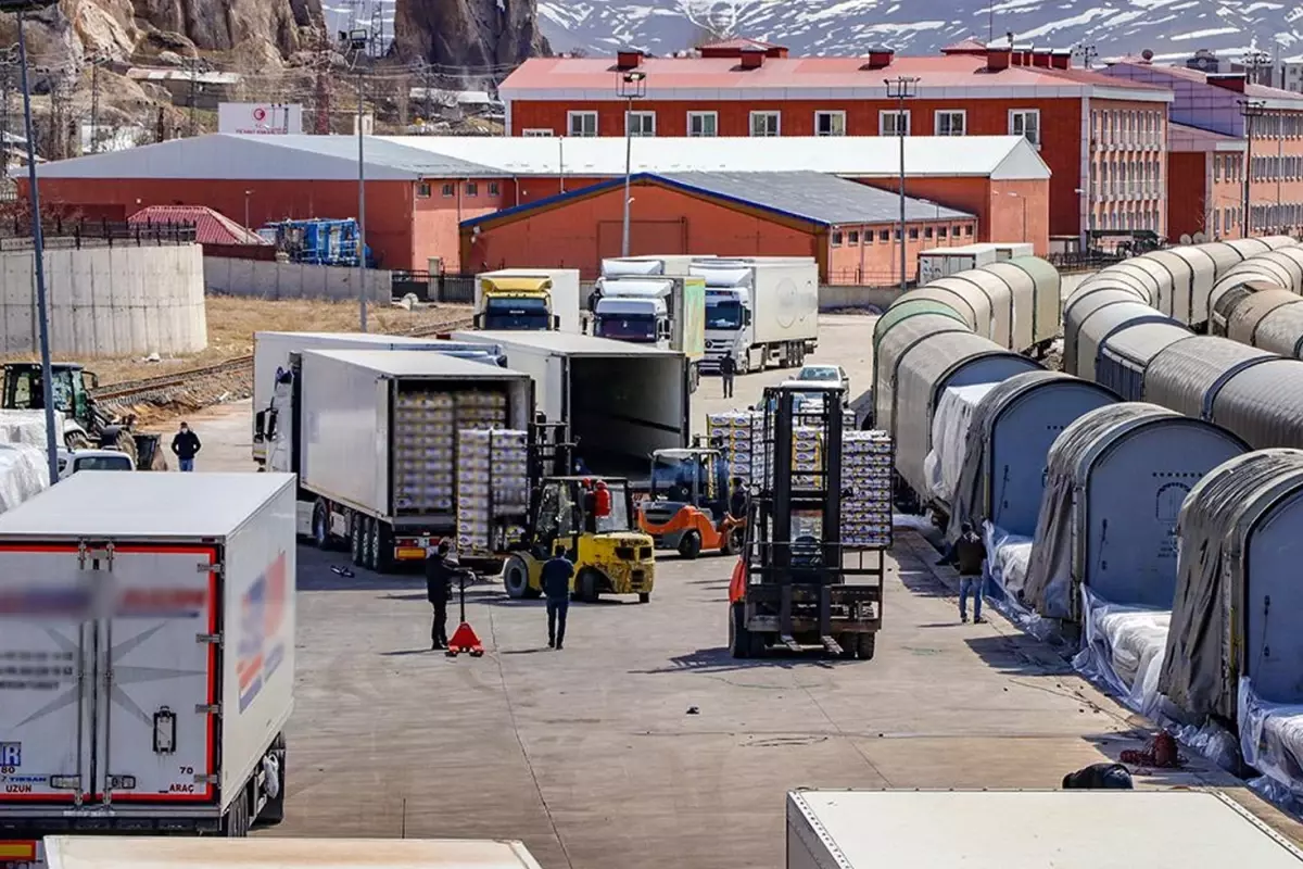 Turk Lojistik Devi Fransizlara Satildi 19224376 7471 Amp