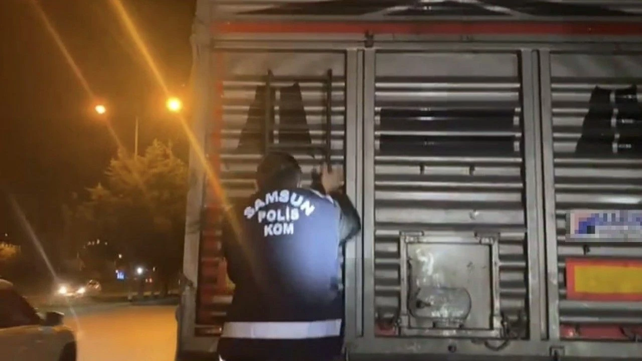 Tutun Operasyonunda Tirdan 215 Kilo Kacak Tutun Cikti