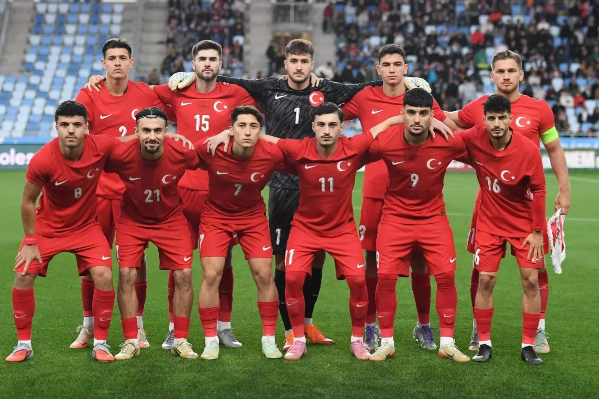 Umit Milli Futbol Takimi Nin Istanbul Daki 19243870 2078 Amp