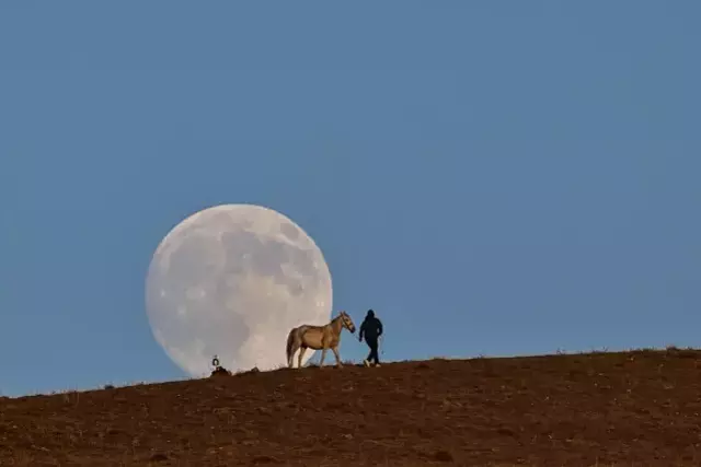 Van Da Cekildi Herkes Bu Kareyi Paylasiyor 19220925 1800 O