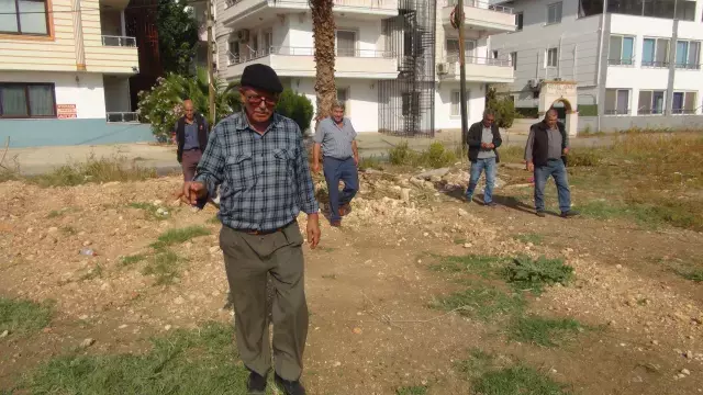 Yer Alti Suyunun Ustunden Gectiginde Elektrik 19251999 7025 M