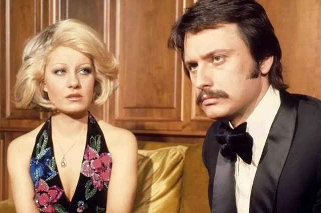 Yesilcam In Jonu Engin Caglar In Cenazesinde 19211368 1045 M