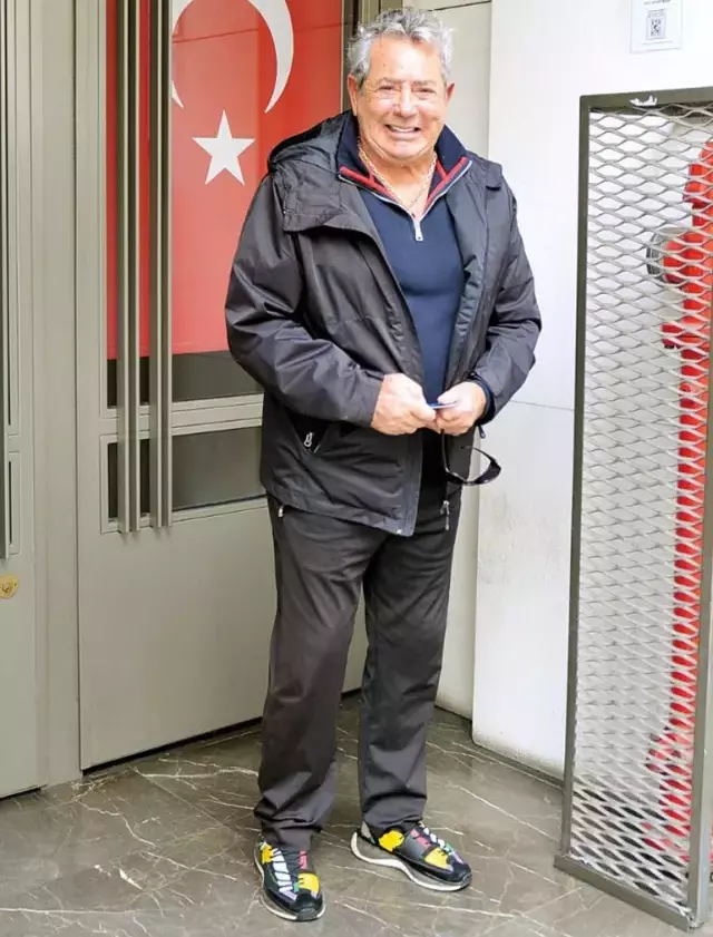 Yesilcam In Usta Ismi Salih Guney Den Uzen Haber 19231434 344 M