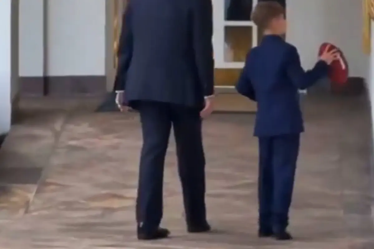 Yuruyusu Dikkat Ceken Trump In Sagligi Tartisma 19285984 8660 Amp