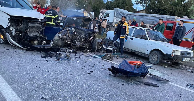 752X395 Burdurdaki Feci Kazanin Guvenlik Kamerasi Ortaya Ciktikazada 2 Kisi Hayatini Kaybetmis 3 Kisi De Yaralanmisti 1765185369035