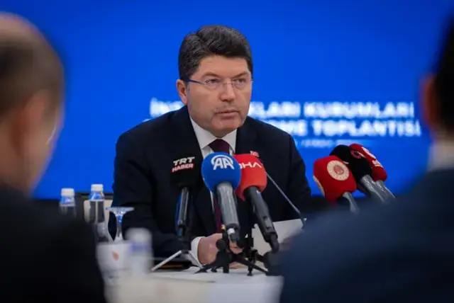 Adalet Bakani Yilmaz Tunc Tan Aciklama Yasa Disi 19354708 1839 M