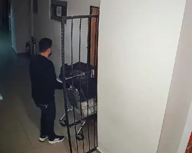 Adli Emanet Soyguncusu Erdal Timurtas Icin 19363916 6053 M