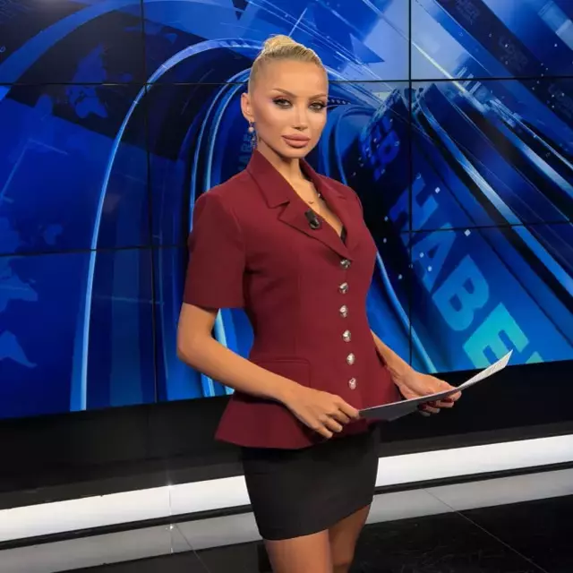 Ak Partili Isim Tepki Gostermisti Iste Giyimiyle 19364336 598 M