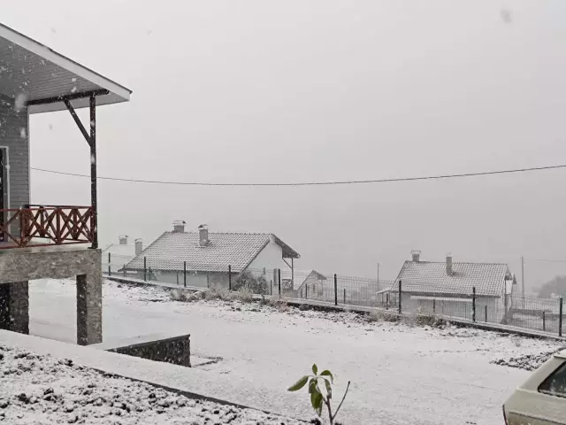 Ankara Da Mevsimin Ilk Kari Beypazari Ilcesine 19312077 6944 M