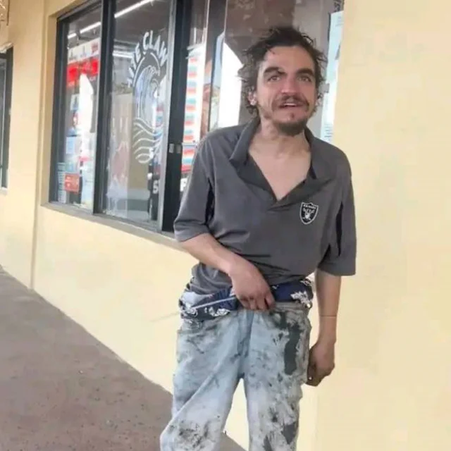 Bir Donemin En Unlu Cocuk Yildizi Sokakta Yasiyor 19381085 1934 M