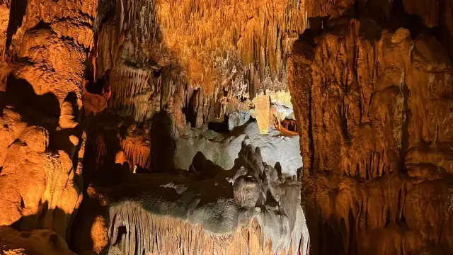 Bu Magarada 15 Gun Boyunca Yarim Saat Kalan Olum 19336648 9472 M