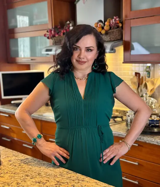 Efsane Sunucu Esra Ceyhan In Son Halini Goren 19393170 1382 M