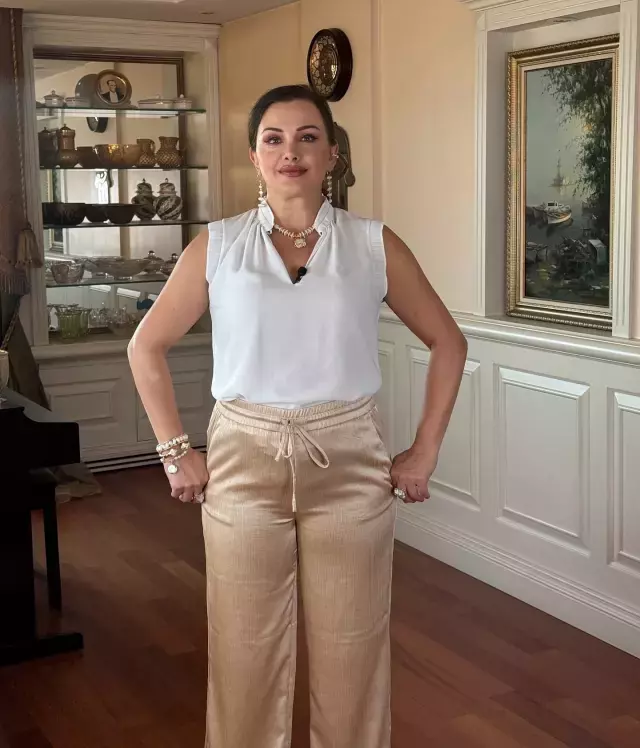 Efsane Sunucu Esra Ceyhan In Son Halini Goren 19393170 1614 M