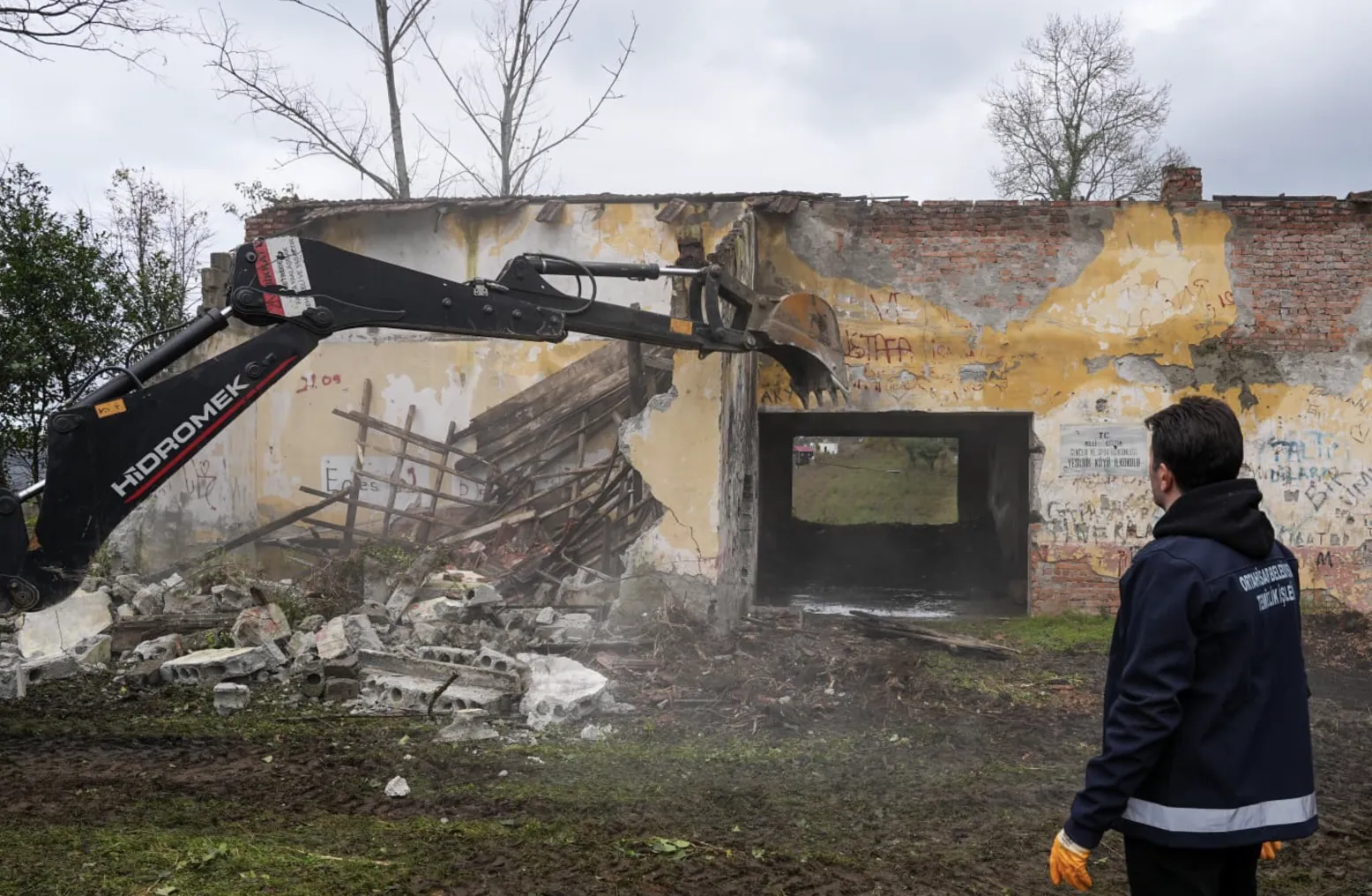 Ekran Resmi 2025 12 15 122513