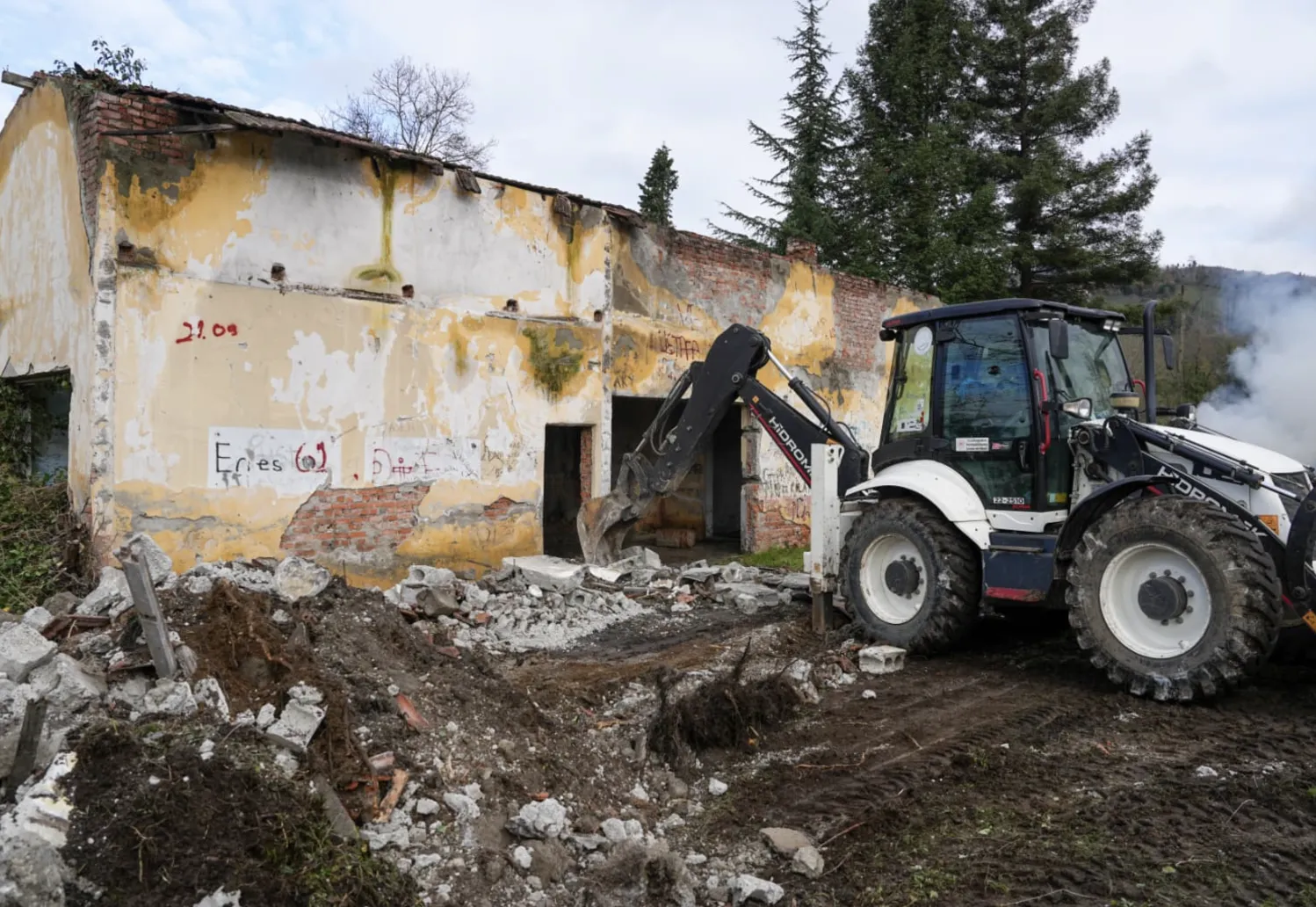 Ekran Resmi 2025 12 15 122516