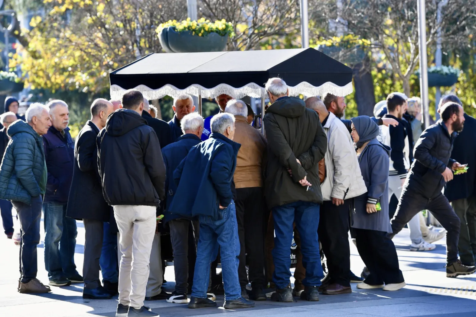 Ekran Resmi 2025 12 19 114302