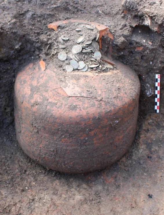 Ev Degil Gizli Bir Banka Arkeolojik Kazilarda 90 19331464 4272 M