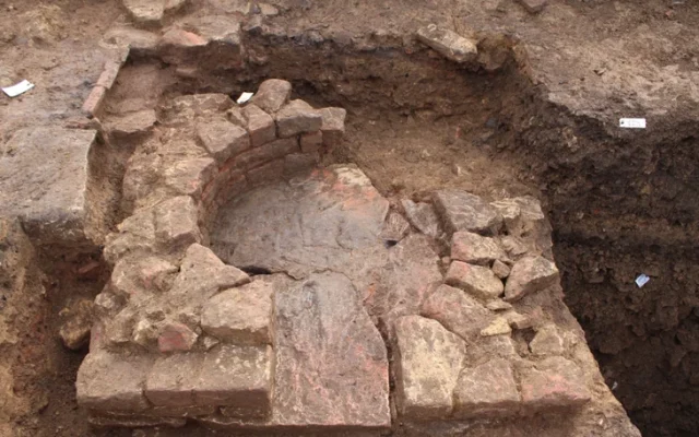 Ev Degil Gizli Bir Banka Arkeolojik Kazilarda 90 19331464 7479 M