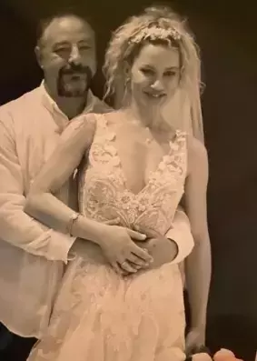 Evlilik Ruyasi Kabusa Donustu Yildiz Asyali Dan 19349766 7520 M