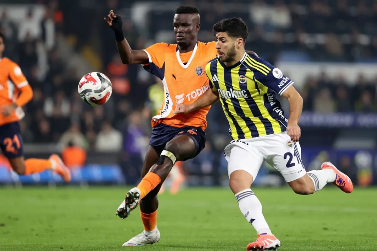 Fenerbahce Ustunlugunu Koruyamadi Zirvedeki Puan 19331151 3999 Amp