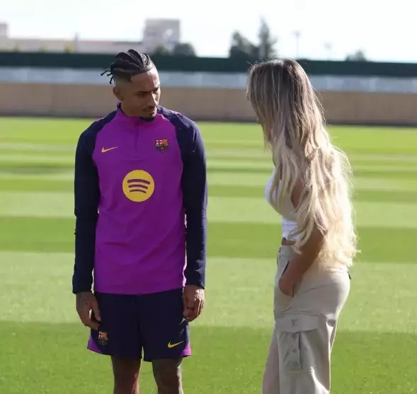 Fifa Yilin 11 Ini Acikladi Yildiz Ismin Esinden 19363044 3283 M