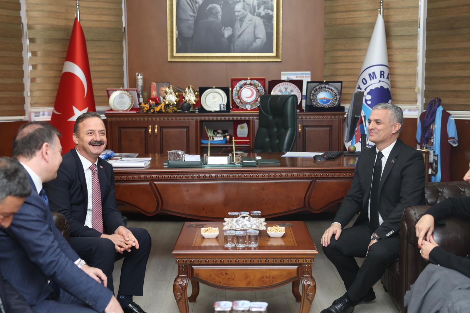 G7F L L Gq X A A Ajcr2