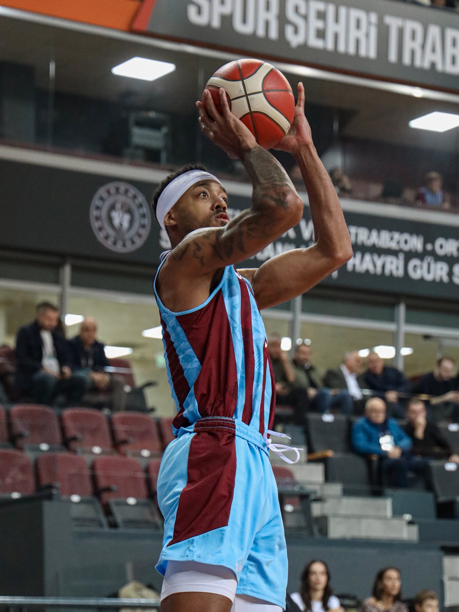 G8N9G2 V W0 A Aa Z5 T