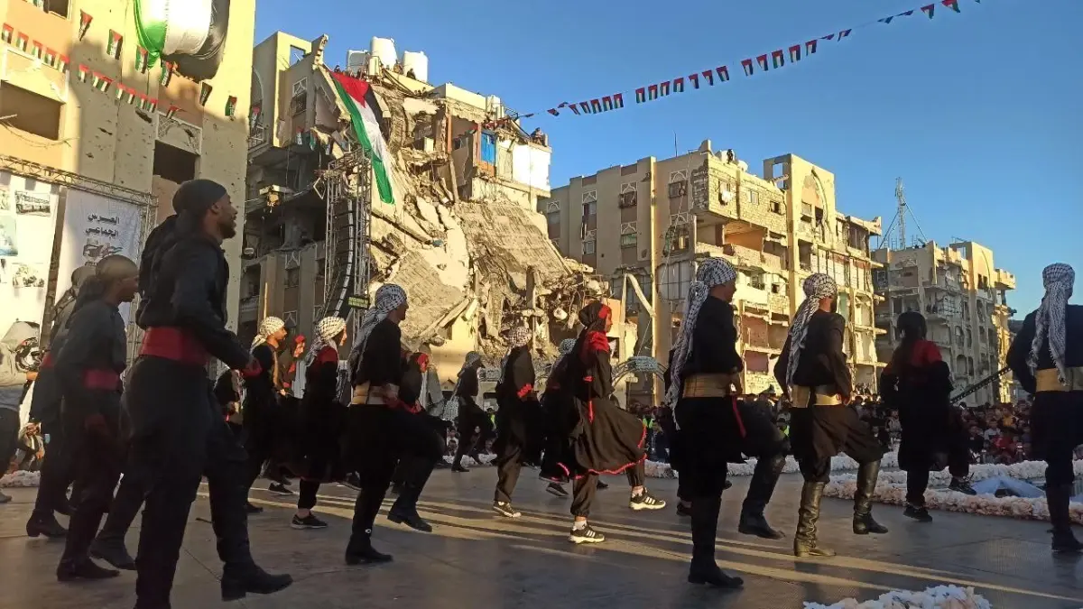 Gazze De 54 Cift Savasin Golgesinde Dunya Evi 19315946 Amp