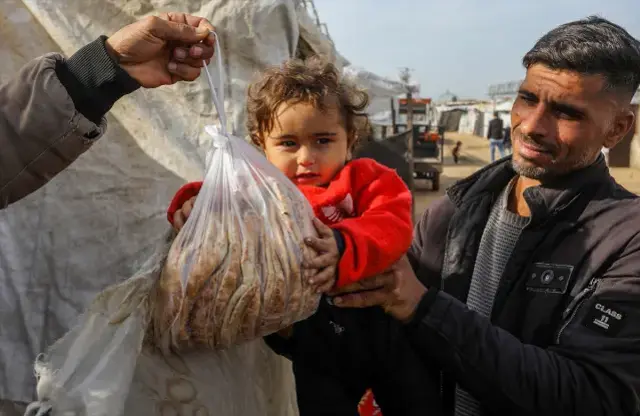 Gazze De Ateskese Ragmen Cocuklarin Trajedisi 19339995 4826 M