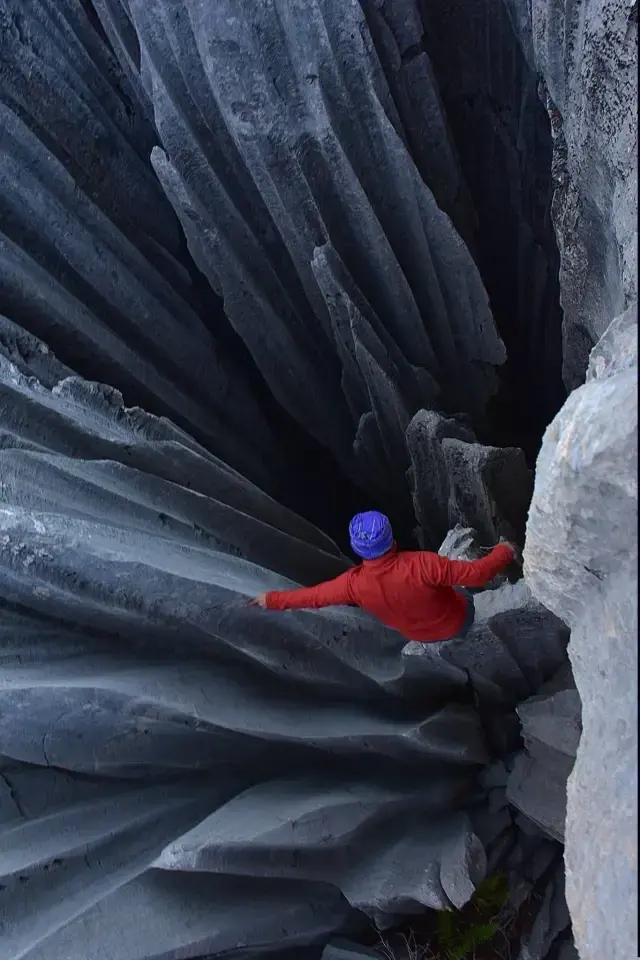 Giden Gelmez Daglari Nin Korkutan Ucurumlari 19385760 O