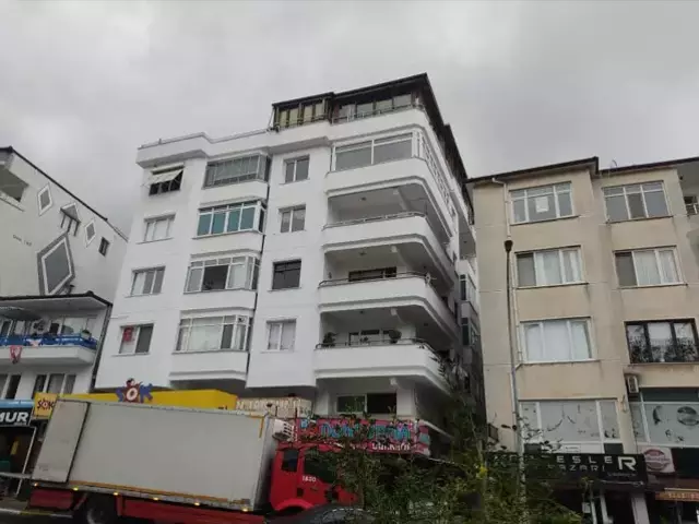 Gullu Nun Kizi Kacis Icin Her Seyi Goze Almis 19346233 7475 M