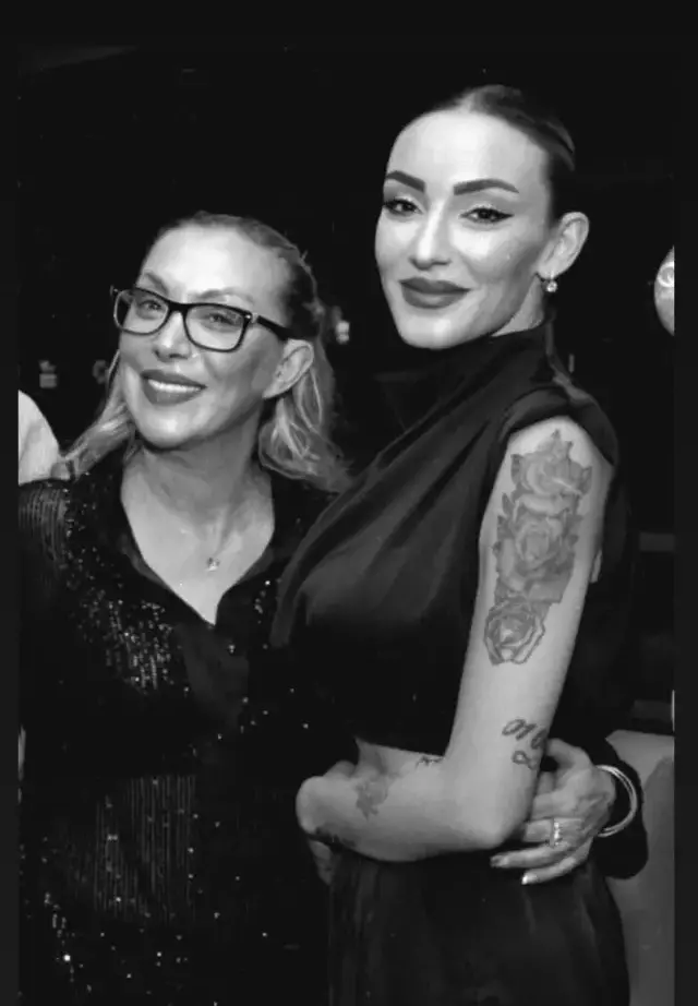 Gullu Nun Kizi Tugyan Gulter In Avukati 8 Kisi 19340272 3092 M