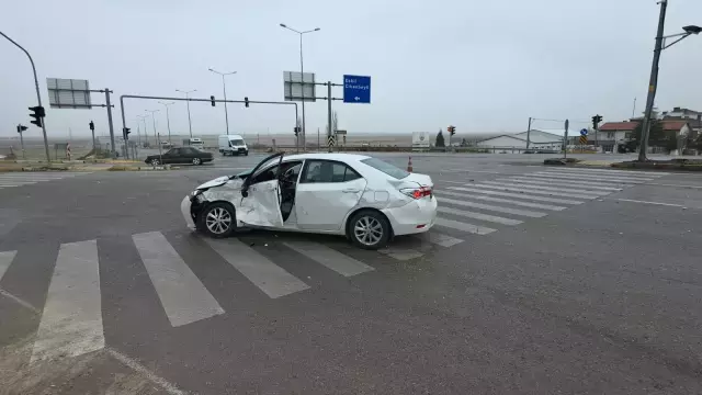 Icerisinde Hakemlerin De Bulundugu Otomobil Tir 19362723 8322 M