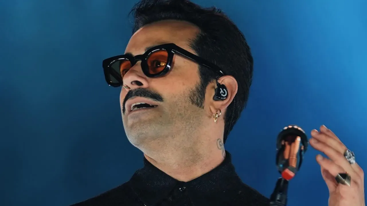 Konserde Skandal Mekan Sahibi Gokhan Turkmenin Esine Kufur Etti Ortalik Karisti 1752824 20251204153257