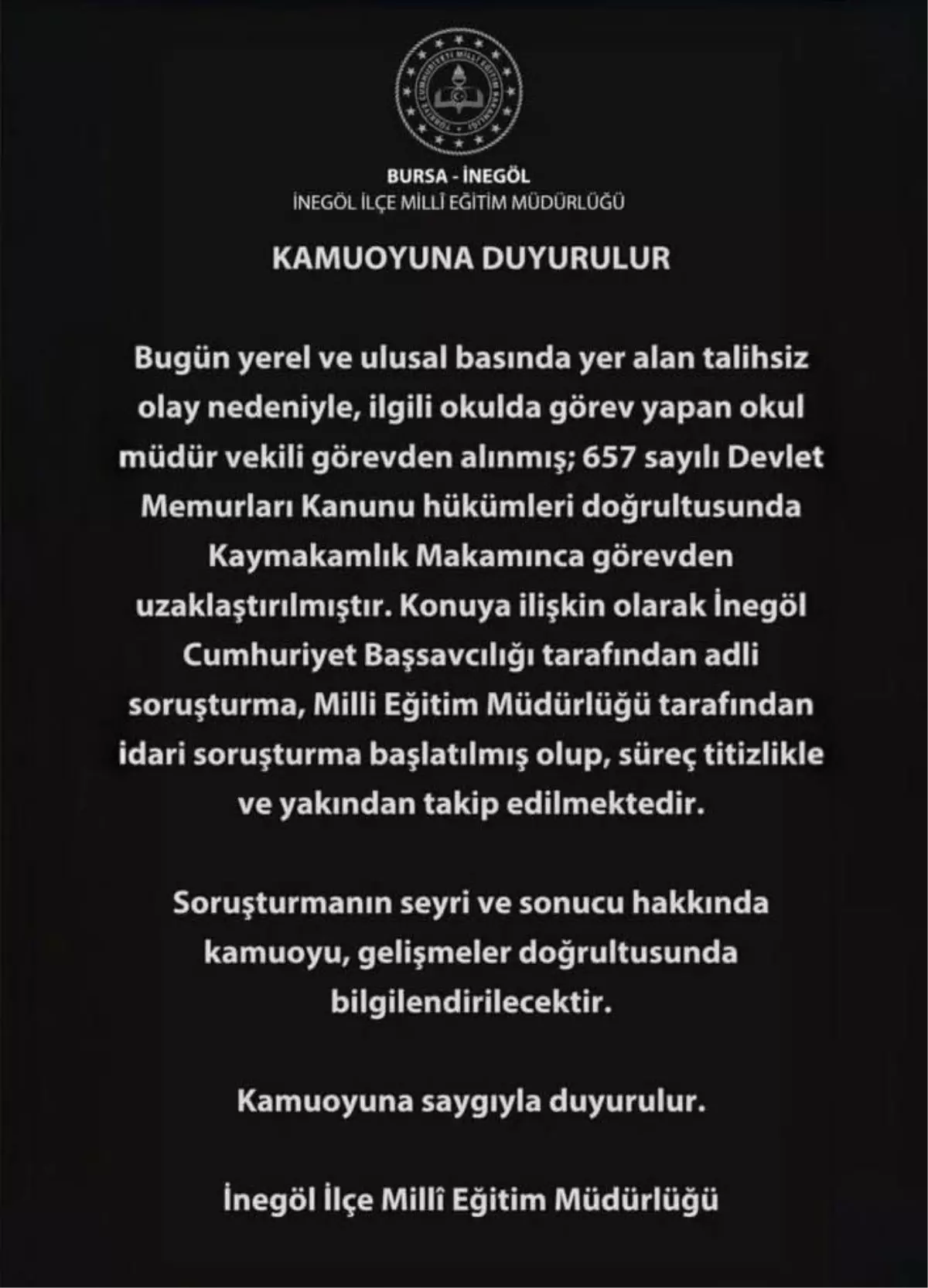 Okul Mudurunun Ogrenciyi Yakasindan Tutup Yer 19361025 Amp