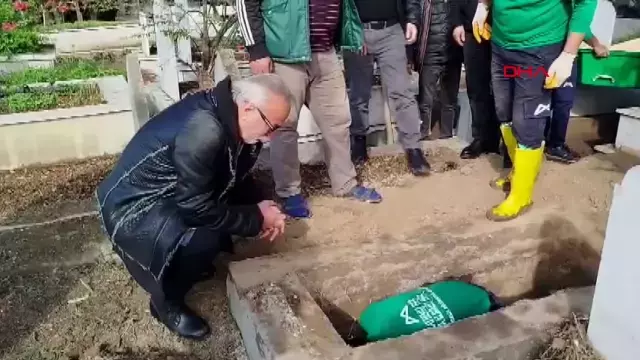 Oyuncu Levent Ozdilek In Aci Gunu Gozyaslarina 19343057 3717 M