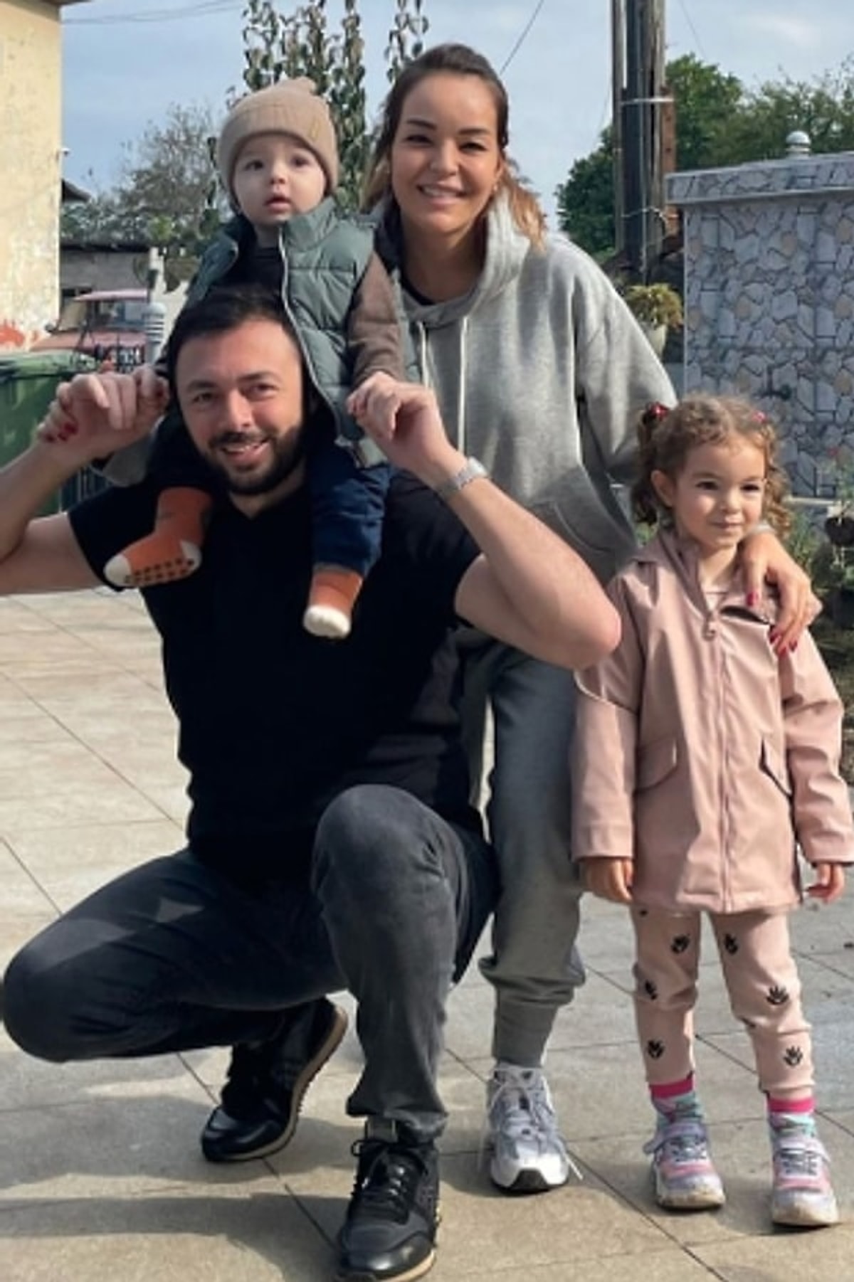 S 0339Ba55D8950F18C0827Ee25B142F65993E7F62