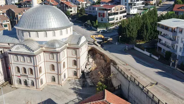 Sabah Yuruyusune Cikan Yasli Kadin 31 Ogrencinin 19369148 3419 M