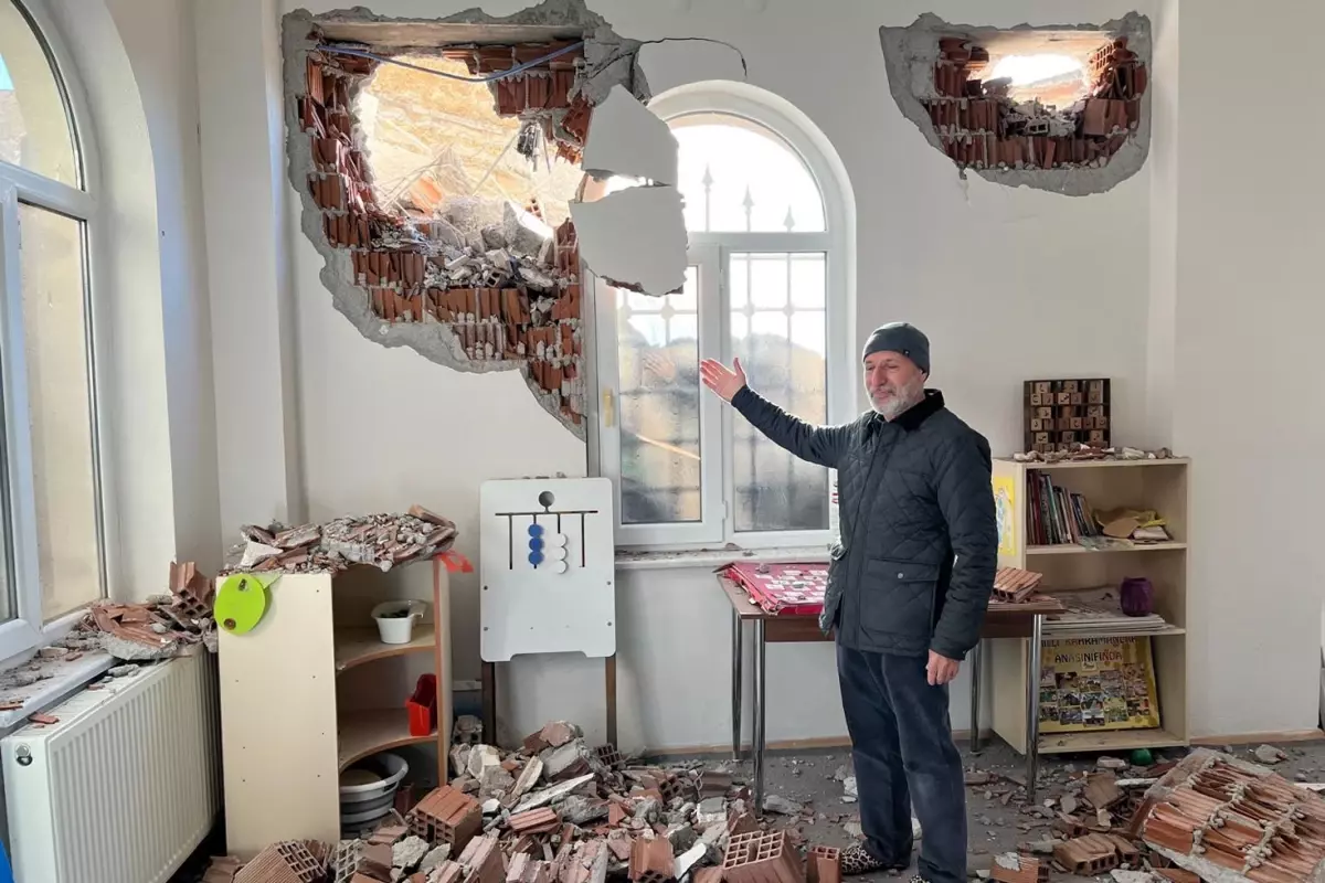 Sabah Yuruyusune Cikan Yasli Kadin 31 Ogrencinin 19369148 9467 Amp