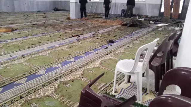 Suriye De Bir Camide Patlama Cok Sayida Olu Ve 19394245 8439 M