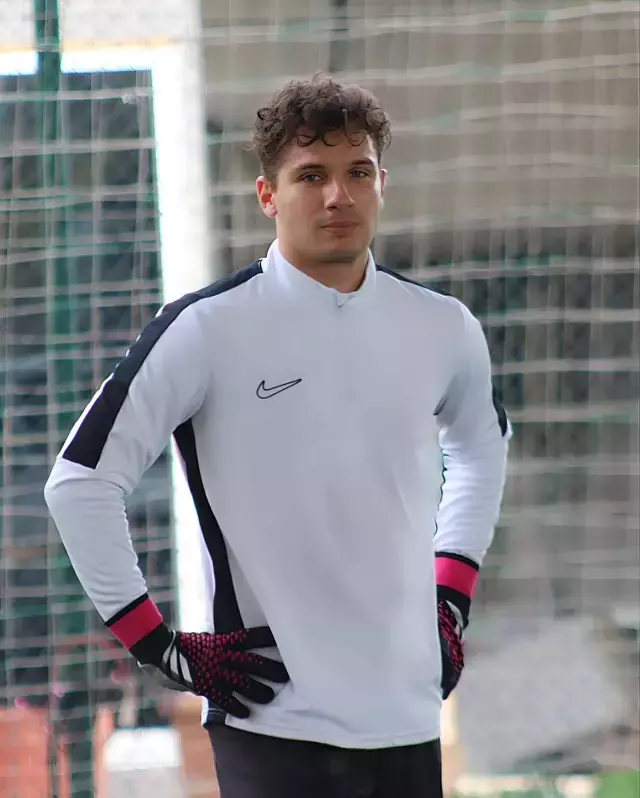 Takimsiz Kaldi Yeni Isini Hali Sahada Buldu 19388508 7392 M