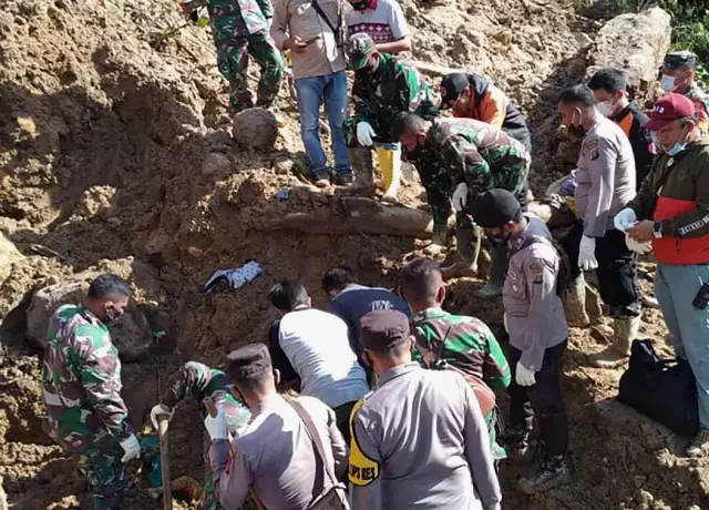 Ulke Felaketi Yasiyor Olu Sayisi 1030 A Yukseldi 19362157 8470 M