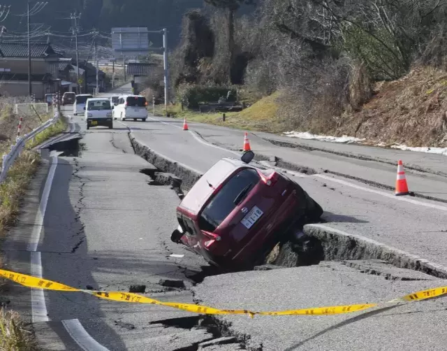 Ulkeyi 7 5 Lik Deprem Vurdu Ne Bir Can Kaybi Var 19337504 8674 M