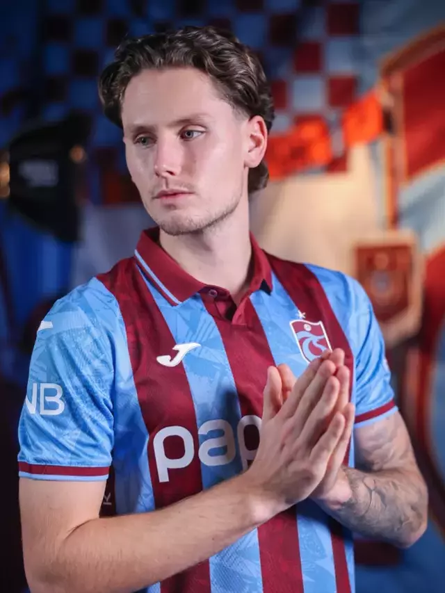 4 5 Yillik Imza Atildi Mathias Lovik Trabzonspor 19484999 21 M