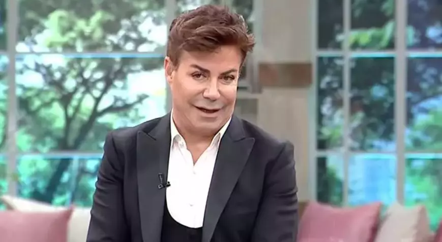 605615C355428114B0822560-1