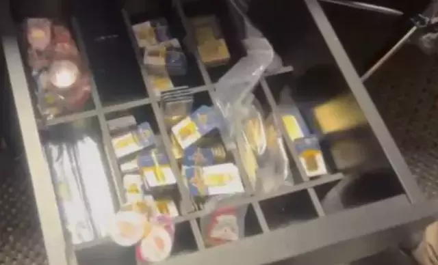 Adliyeden 25 Kilogram Altin Calan Erdal Dan 19433841 7689 M