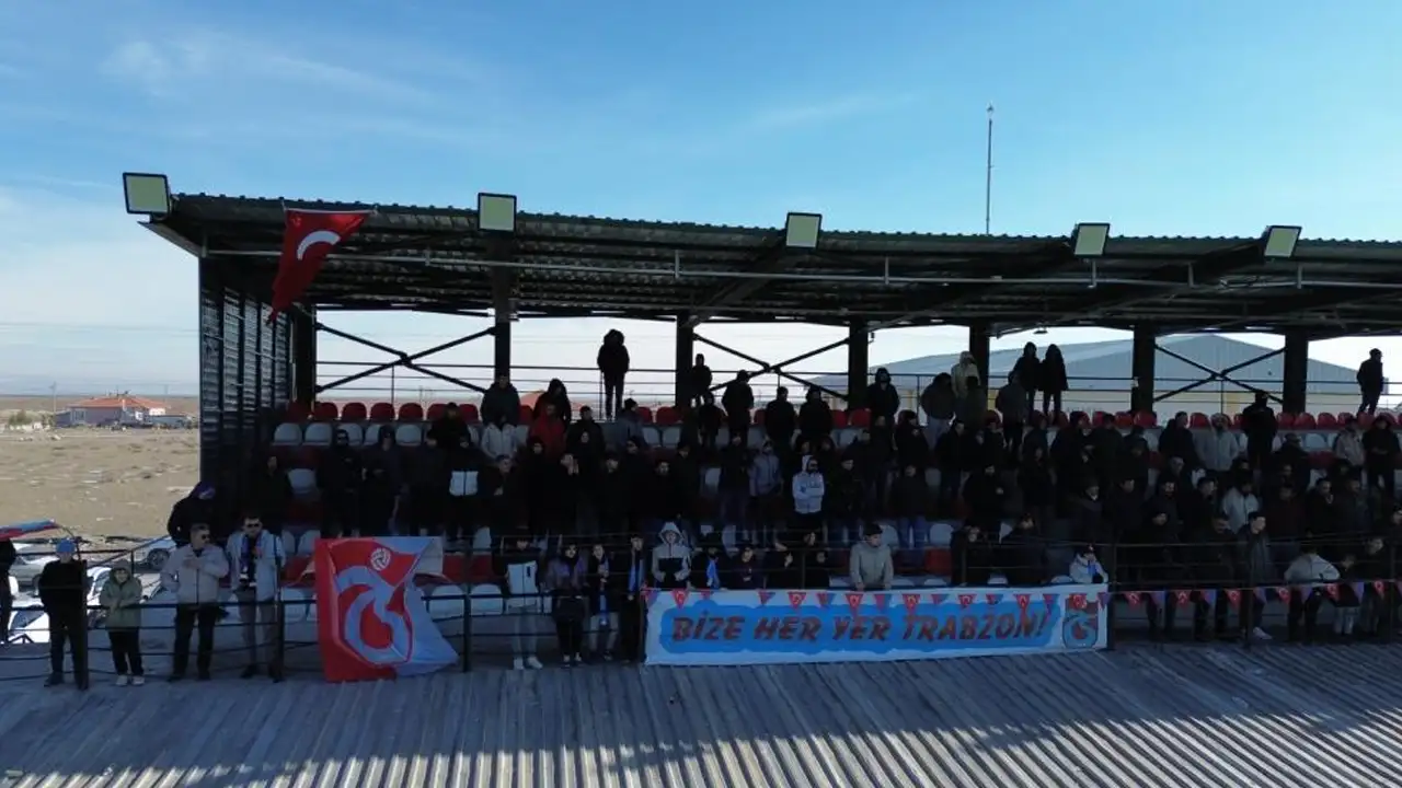 Aksaraydaki Bu Koy Kendini Trabzonda Saniyor