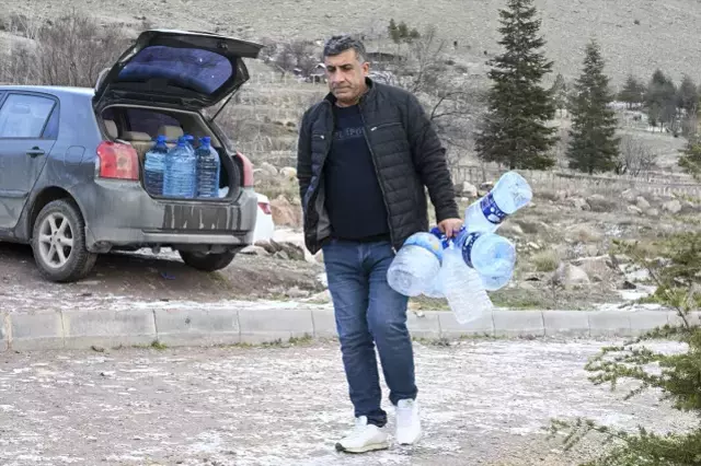 Ankara Da Su Kesintisinden Etkilenen Vatandaslar 19416539 9380 M