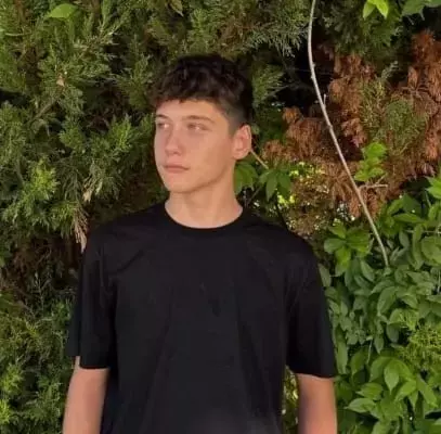 Arkadaslari Atlas In Mezarina Gul Ve Seker Birakti 19473300 6876 M