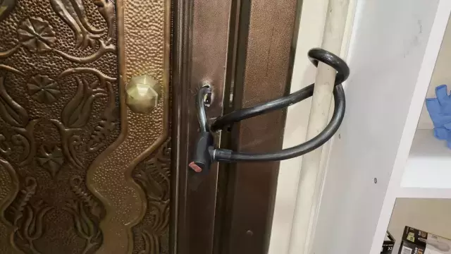 Bagcilar Da Bir Evde 3 Kisinin Cansiz Bedeni 19503035 7911 M